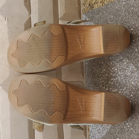 SOLD!! DANSKO Sophie Iridescent Snake Print Clog/Sandals - Picture 8 of 9